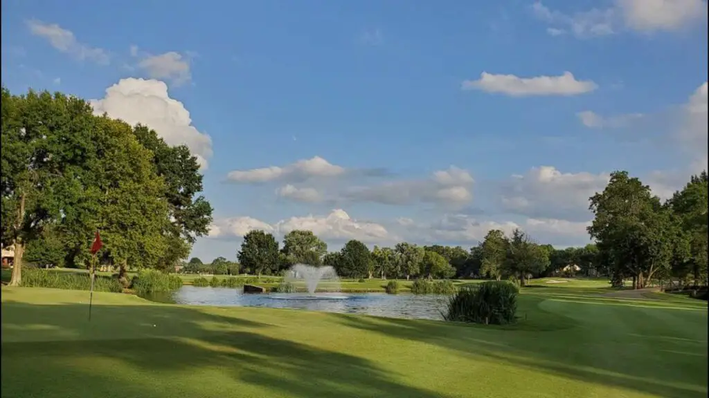 Golf Courses in Brentwood
