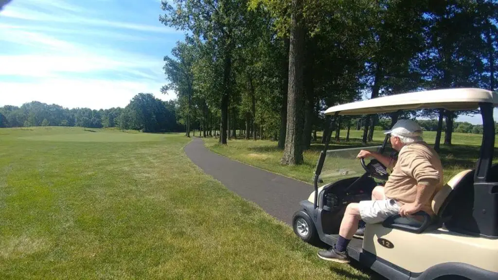 Golf Courses in Farmingdale
